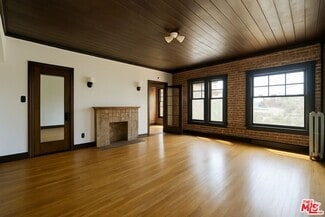 Building Photo - 2121 James M Wood Blvd