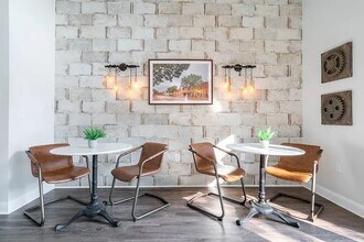 Building Photo - 520 FM306