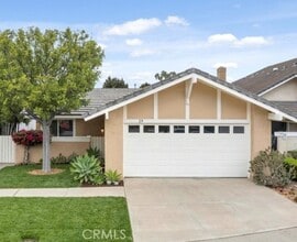 Building Photo - 29 Blackswan