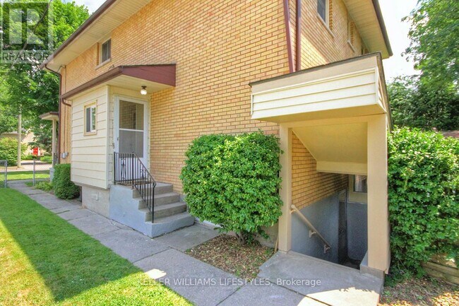Building Photo - 84 Wilson Ave