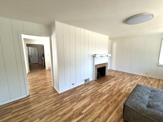 Foto del edificio - Charming 3BD, 1BA Beach House Near Alki