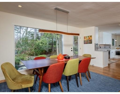 Building Photo - 56 Meriam St