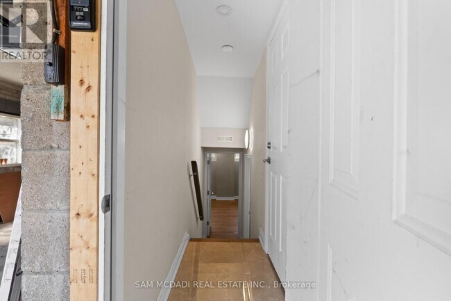 Photo du bâtiment - 1821 Christopher Rd