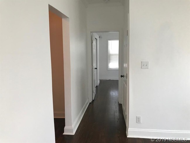 Building Photo - 203 Palmetto St