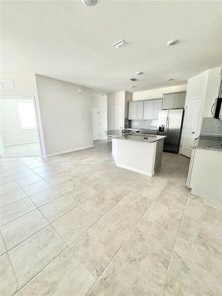 Foto del edificio - 5221 NW 43rd Ln Rd