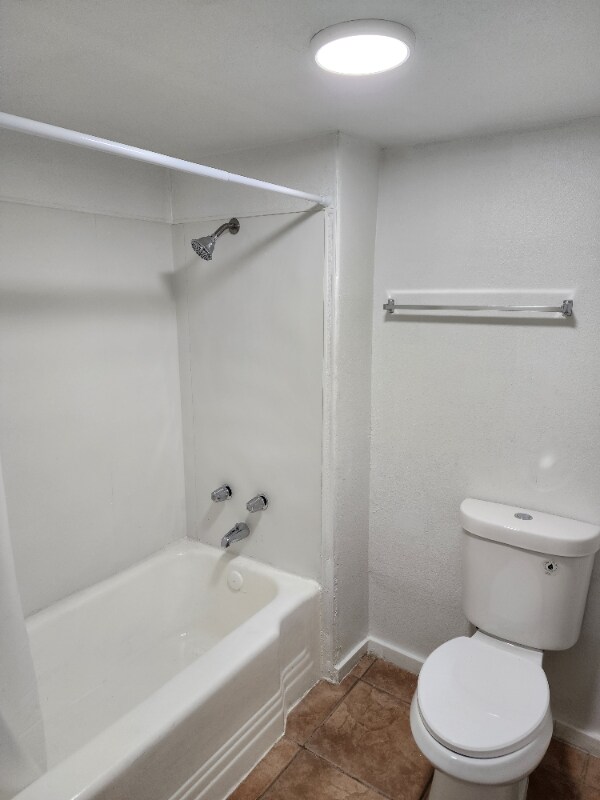 Building Photo - 1535 W Buckeye Rd