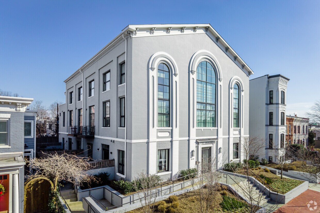 Foto principal - 514 4th St SE