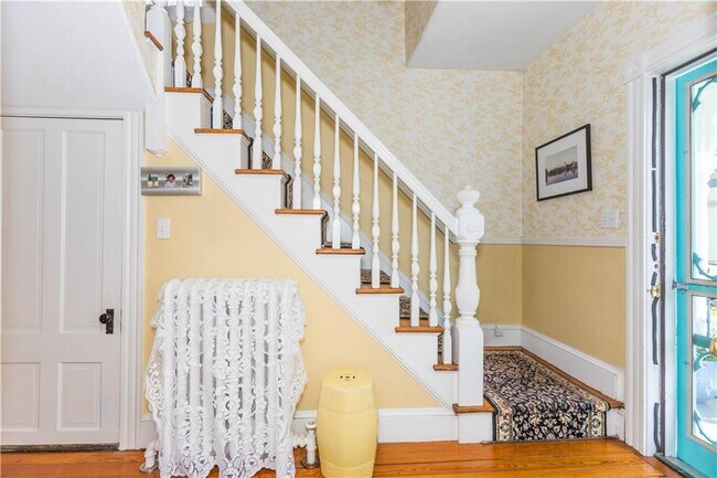 Building Photo - 18 Lucas Ave