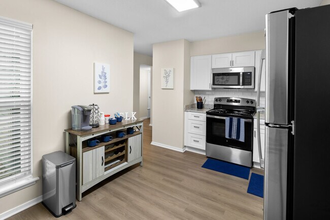 Foto del edificio - Legacy on Lynnfield - NEWLY UPGRADED