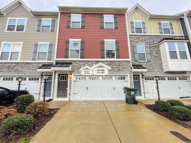 Building Photo - 947 Centurion Cir