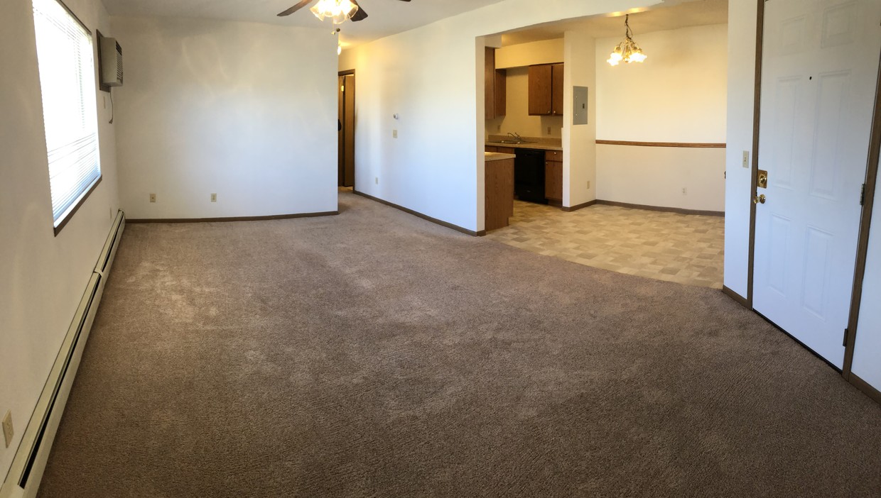 LIving room & dining room - 1500 Northgate Dr