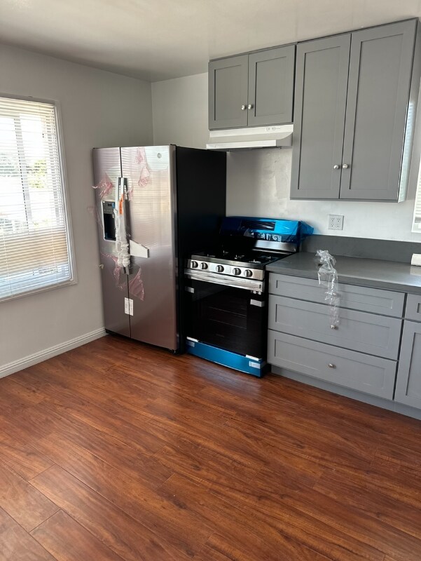 Building Photo - 10517 S Burin Ave