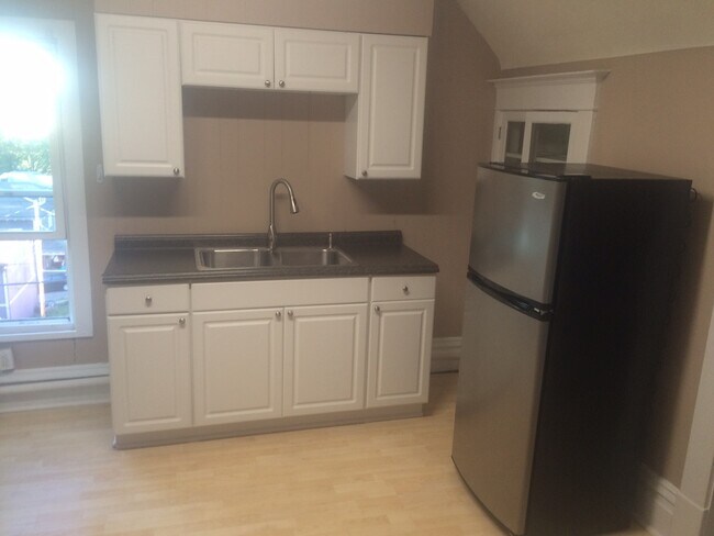 Foto del edificio - 312 Cobun Ave