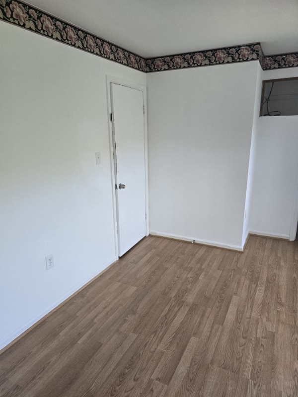 Building Photo - 1902 Bronzegate Blvd