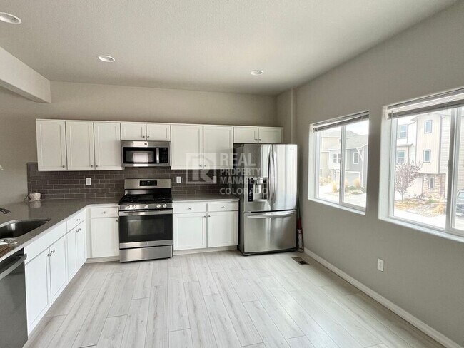 Foto del edificio - 4424 Samaritan Lp