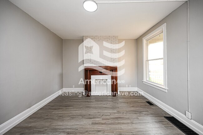 Foto del edificio - 243 Williams Ave