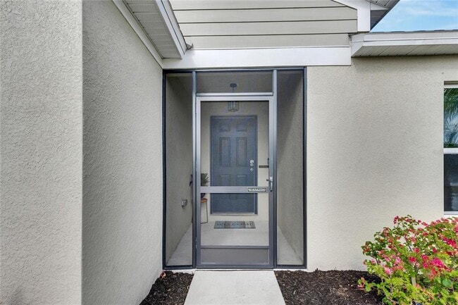 Building Photo - 12696 Tannencrest Dr