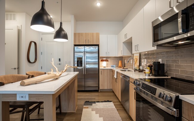 Building Photo - St. Albans Lofts