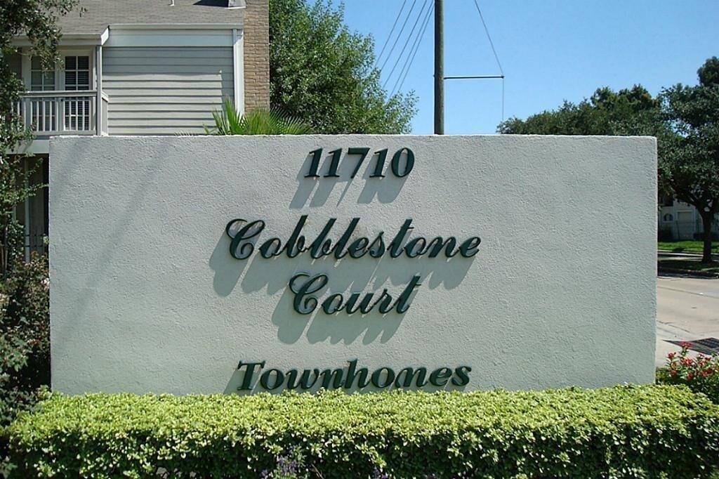 Primary Photo - 11710 Southlake Dr