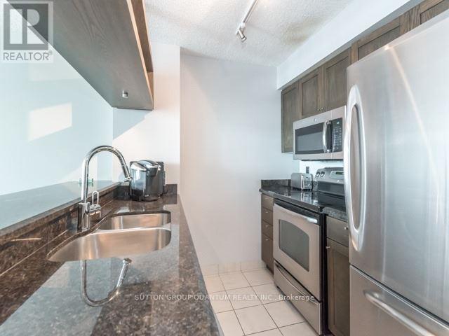 Building Photo - 81 Navy Wharf Ct
