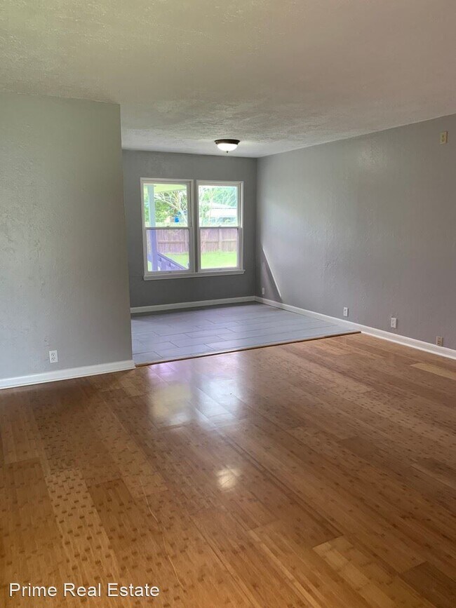 Foto del edificio - 3 br, 2 bath House - 413 Wilma