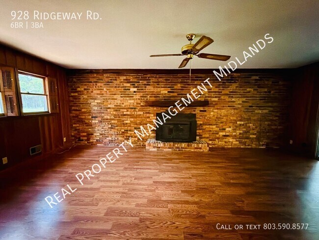 Building Photo - 928 Ridgeway Rd