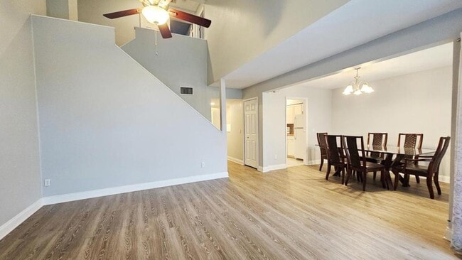 Building Photo - 4402 Dunwoody Pl