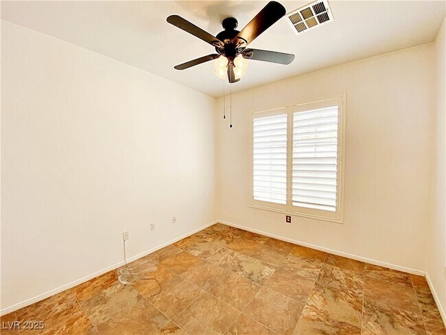Foto del edificio - 8766 Beacon Harbor Ave
