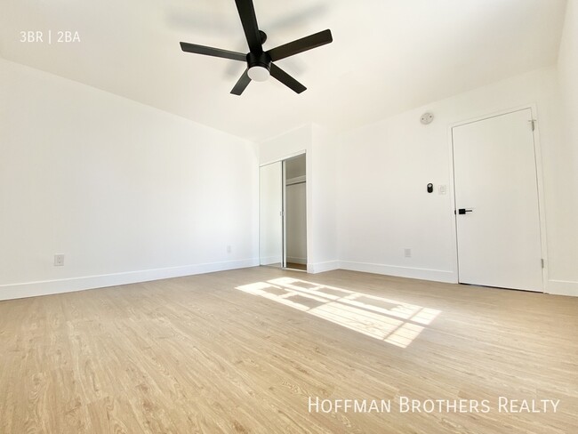 Building Photo - 1932 New England St