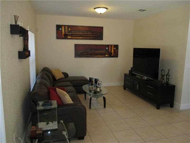 Primary Photo - 12171 SW 27th St