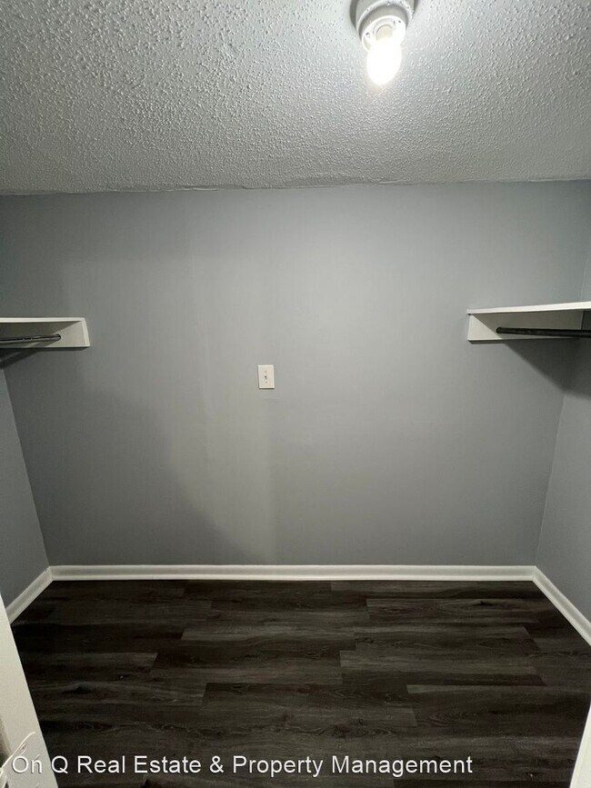 Foto del edificio - 3 br, 2 bath House - 3307 Kingsbury St