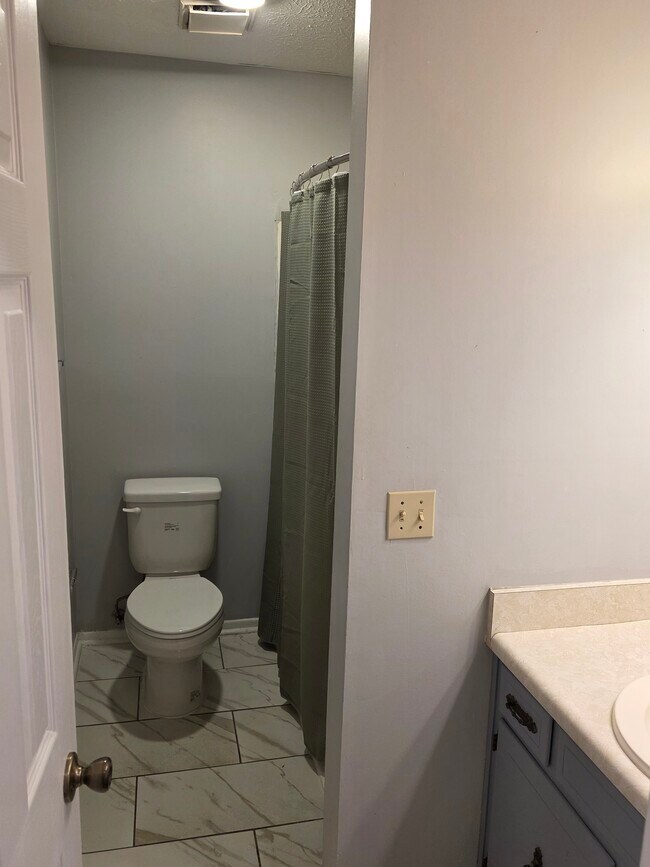 Foto del edificio - 3938 Solano Rd