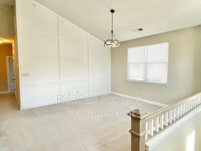 Building Photo - 520 Fishers Ct