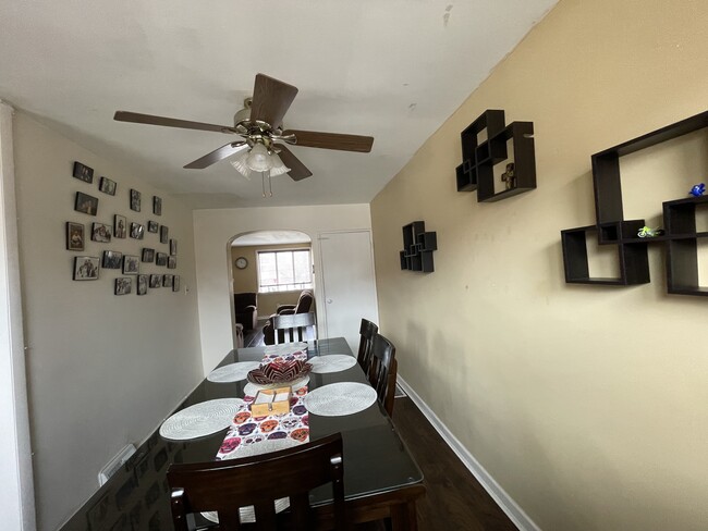 Building Photo - 4519 Pennypack St