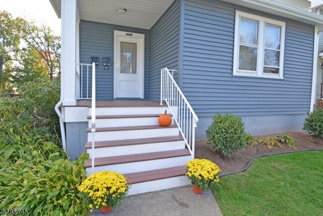 Foto del edificio - 326 Livingston St