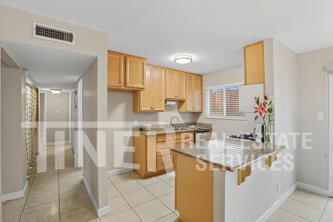 Foto del edificio - 1411 Michael Way