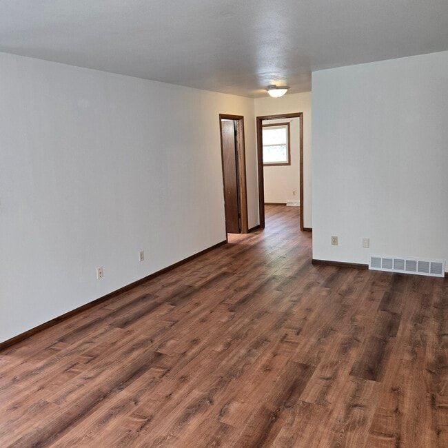 Building Photo - 1062 Perry St