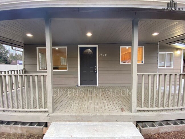 Building Photo - Cozy 2bed 1Bath with fenced backyard in Kent!