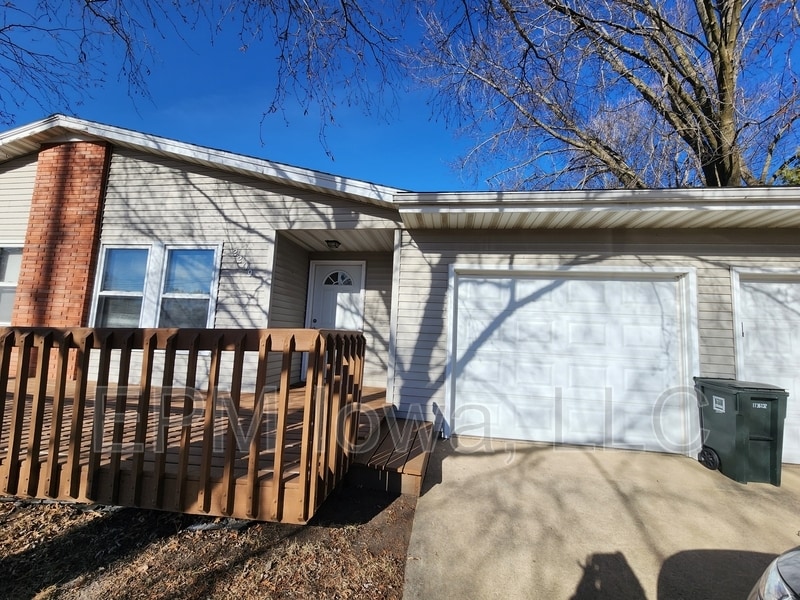 Foto principal - 2209 W 4th St