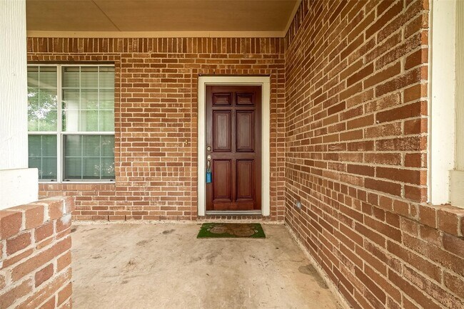 Foto del edificio - 1807 Hidden Breeze Dr