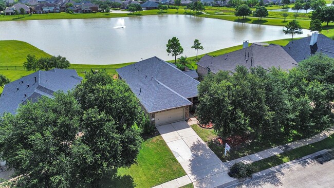 Building Photo - 1805 Jasmine Hollow Ln