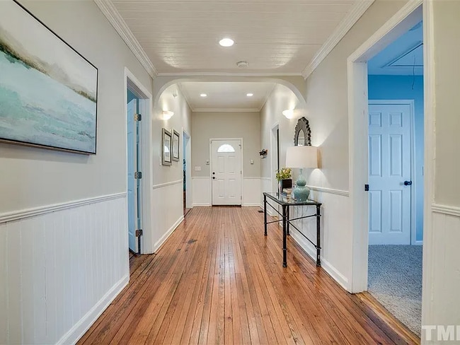 Building Photo - 1204 N Elizabeth St