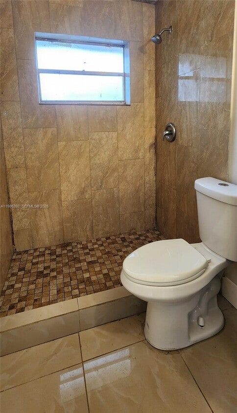 Building Photo - 1818 SW 22nd St