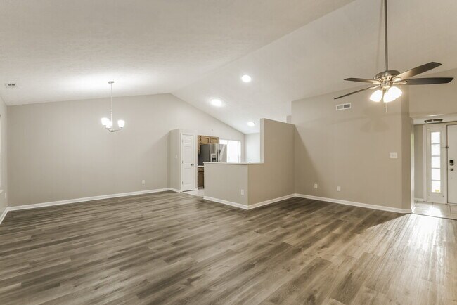 Foto del edificio - 7667 Bayridge Dr