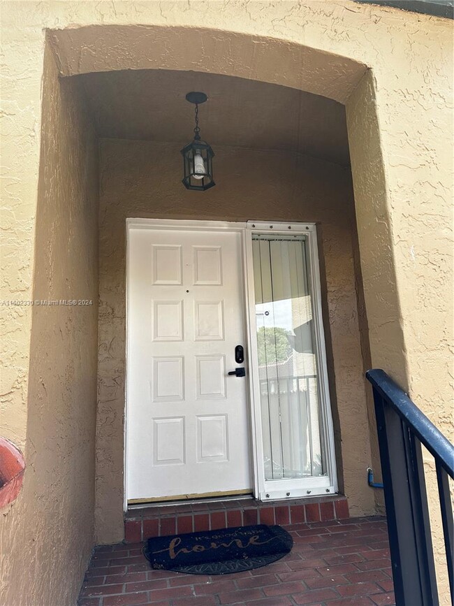 Foto del edificio - 8951 W Sunrise Blvd