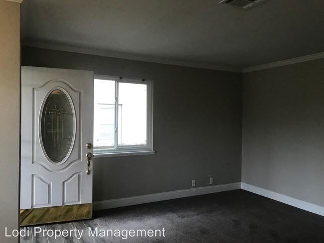 Foto del edificio - 2 br, 1 bath House - 405 S School