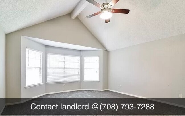 Foto del edificio - 12723 Ashford Knoll Dr