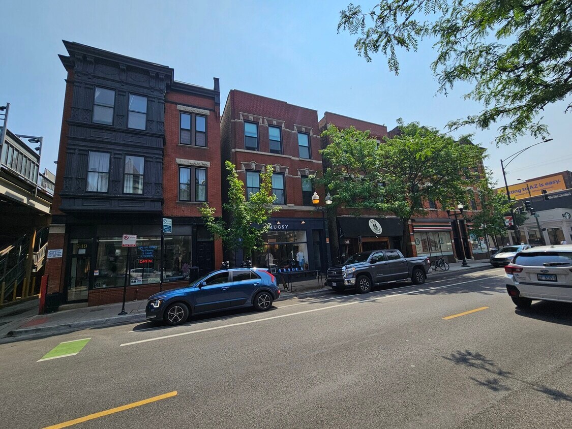 Foto del edificio - 951 W Armitage Ave