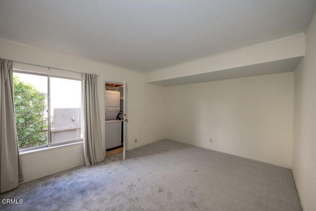 Foto del edificio - 1245 S Orange Grove Blvd