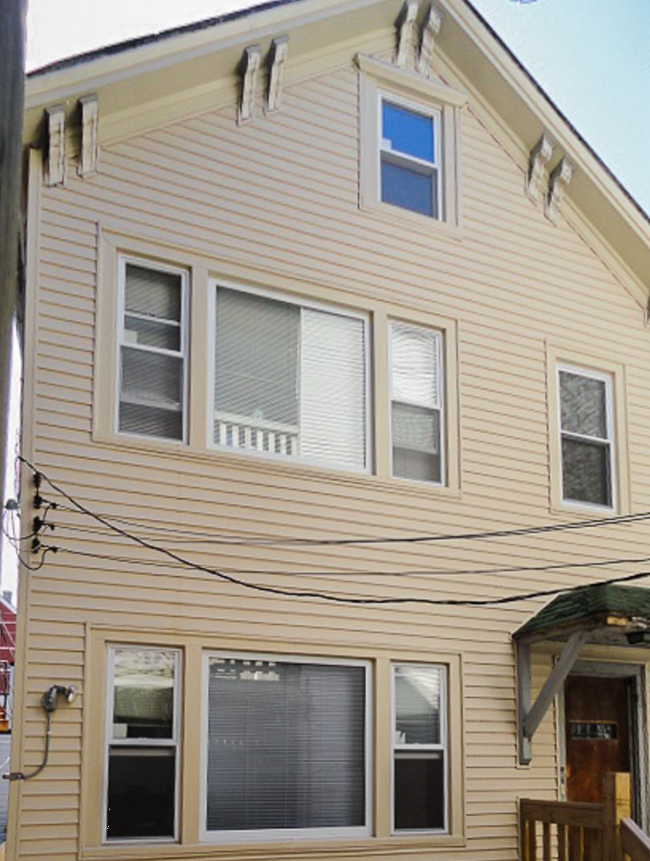Building Photo - 2730 N Wayne Ave